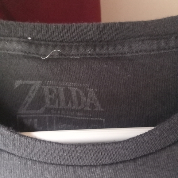 The Legend of Zelda T-Shirt - Picture 3 of 4